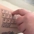 (Video) Istetovirala tastaturu na ruci da bi njen autistični sin mogao da komunicira: Prva reč je bila...