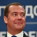 Medvedev: Nuklearni odgovor ako Ukrajina pogodi ruske lansere raketa