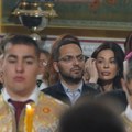 Uskršnja liturgija u Hramu: Ceca, Veljko i trudna Bogdana sa Krstanom, veliki broj poznatih (foto)
