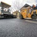 U Brejanovcu se asfaltiraju saobraćajnice, sadi drveće i pomažu mladi kako bi ostali u ovo mesto