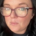 Lekari joj 10 godina govorili da će bol koju ima u kičmi proći, a onda je otišla na magnetnu rezonancu i otkrila šokantnu…