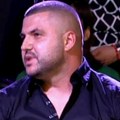 "Kad bi manje lagala i manje bila zla..." Asmin ponovo urniše Aneli, ponizio je kao nikada do sada