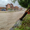 Napeto na području Vranja: Južna Morava se izlila na više mesta, evakuisano devet osoba, ima i dece