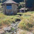 Koliko je Republika Srbija na gubitku zbog neflaširanja vode u fabrici Milan Toplica?