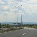 Vozač iz Tetova uhapšen zbog vožnje u suprotnom smeru na autoputu