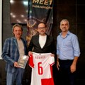 „Vujke, jedan jedini“ niže priznanja – osvojena i Budva, sledeća stanica Milano!