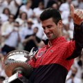 Novak poslao poruku mladima: Uzmite stvari u svoje ruke i ostvarite snove