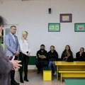Stručna podrška mamama i tatama: Posle niza edukacija, u Vršcu počinje realizacija projekta "Podsticajno roditeljstvo"