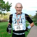 Englez se sprema da istrči 1.000 maraton: Stiv je do sad pretračo 41.800 kilometara i zovu ga "Kum" ove discipline