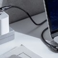 Konektor USB-C kabla od 240W se rotira i savija