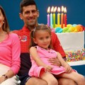 Jelena Đoković proslavila 39. rođendan, svećica nema, ali tortu svi komentarišu