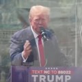 Трамп поново запретио Русији