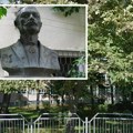 Сраман призор испред факултета у Јагодини: Оскрнављена биста Сретена Аџића, трага се за починиоцем