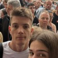 Naš jutjuber povratio pre odlaska u Hram: Čekao 9 sati sa vernicima, pa imao priviđenje "Pogledao sam ka nebu"