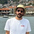 "Tu sam učio da hodam i plivam, a sad moram da plaćam ležaljku 50 €" Crnogorski glumac besan zbog paprenih cena u Budvi…