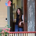 Ром-цом јесен: Ема Стоун у аутфиту који желимо да рекреирамо