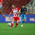 Crvena zvezda - Radnički Niš: Arnautović promašio dva zicera, pa pogodio za vođstvo