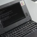 Retro laptop Book 8088 je omaž legendarnom IBM PC 5150