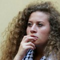 Hamas: Izrael će osloboditi 30 zatvorenika, uključujući aktivistkinju Ahed Tamimi