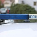 Muškarac krvav uleteo u policijsku stanicu u Surčinu Imao posekotine po vratu i preponama, evo šta je rekao u policiji