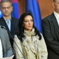 Tepić: Zašto Vučić i Gašić ćute na fotografisanje ćerke inspektora Milenkovića