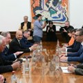 "Razgovarali smo o bezbednosnoj situaciju u zemlji i regionu" Vučić se sastao sa Hekerom