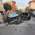 (Foto): Objavljene jezive fotografije "mercedesa" kojim je žena ubila 2 devojčice na ekskurziji: Vozilo potpuno smrskano…