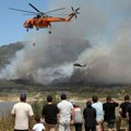 Besne požari kod Izmira, evakuisano 50.000 ljudi: Kuće izgorele do temelja, jak vetar otežava gašenje
