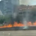 Vatra se širi Novim Beogradom: Kritično kod Jurija Gagarina, ljudi pokušavaju da ugase požar