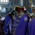 Večernje bogosluženje i iznošenje Plaštanice u Sabornoj crkvi