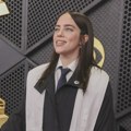 "Našla sam dobar način da se više ne osećam tako": Bili Ajliš otkrila zašto godinama nosi široku odeću
