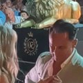(Foto) Prve slike veridbe Dragana Stankovića i Aleksandre: Ona blistala u dugoj srebrnoj haljini, stavio joj skupoceni prsten…