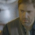 Palo pravo šamaranje na snimanju serije "Tajne vinove loze": Glumac nekoliko puta udario kolegu, ovo se nije znalo