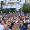 Više hiljada Kragujevčana na protestu „Srbija protiv nasiljaˮ: Mi na podaništvo ne pristajemo, stojimo čvrsto iza naših…