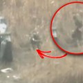 Smrt stigla usred velike nužde: Tragikomični snimak sa fronta, vojnik pokušao da pobegne spuštenih pantalona, ali dron bio…