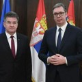 Vučić danas sa Lajčakom