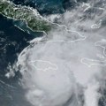 Snažan uragan nastavlja da odnosi živote: Žena poginula na Jamajci, Beril krenuo ka Meksiku