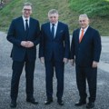 „Vučić ostaje prkosan“: Mađarska, Srbija i Slovačka i civilno društvo na nišanu