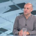 Цвијић: Полиција дошла да бије студенте код Правног и то је јасно, ово све више подсећа на деведесете