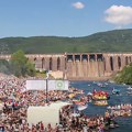 Najveća žurka na vodi u Srbiji: Drinom zaplovile desetine hiljada ljudi! (video)