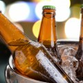 Zašto su pivske flaše zelene ili braon? Odgovor će iznenaditi i najveće pivopije