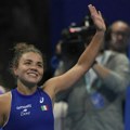 Teniserke Italije u polufinalu Bili Džin King kupa