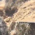 Urušio se novootvoreni most u Kini Snimak je jeziv (video)