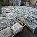 Na Batrovcima zaplenjeno oko 200 kilograma marihuane i 2,4 kilograma kokaina FOTO
