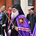 Игуман ватопедски Јефрем посетио Богословију у Београду: Останите на путу Светог Саве /фото/