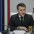 Makron obećao Zelenskom presretača raketa