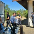 Представници општине Врбас посетили ватрогасце у Чардаку Подршка херојима у Делиблатској пешчари