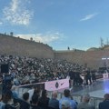 VIDEO Glasne uvrede za Vučića i podrška studentima na meču Partizan - Bešiktaš