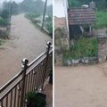Snažno grmljavinsko nevreme pogodilo Rasinski okrug: Snimci potopa u okolini Kruševca i Trstenika