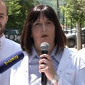 "Zaštitite nas od Kurtijevog terora": Glavna medicinska sestra KBC Kosovska Mitrovica na protestu u Zvečanu